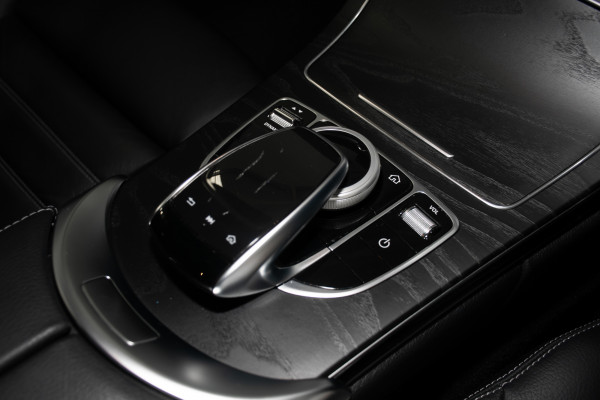 2019 Mercedes-Benz C-Class C300 Sedan Image 17