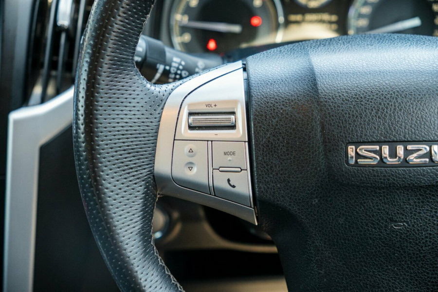 2017 Isuzu MU-X LS-T SUV Image 12