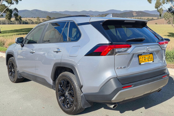 2025 Toyota RAV4 AXAH54R Cruiser SUV Image 5