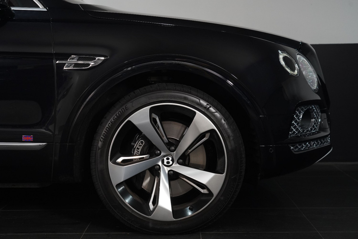2016 Bentley Bentayga First Edition W12  SUV Image 5