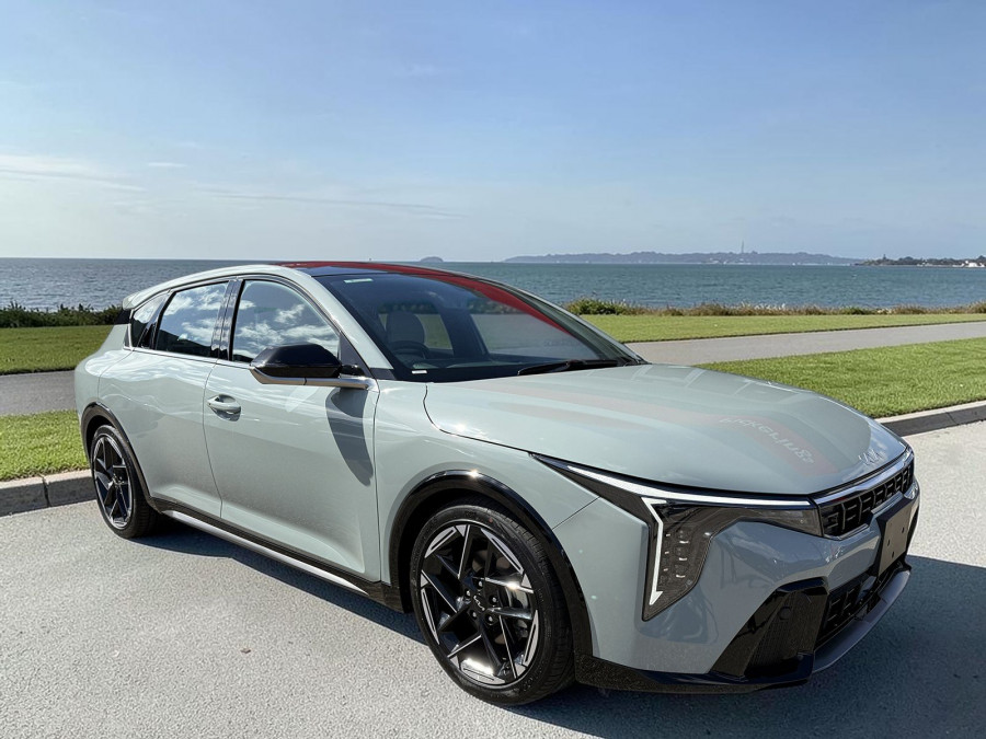 2025 MY26 Kia K4 CL4m GT-Line Hatch Image 6