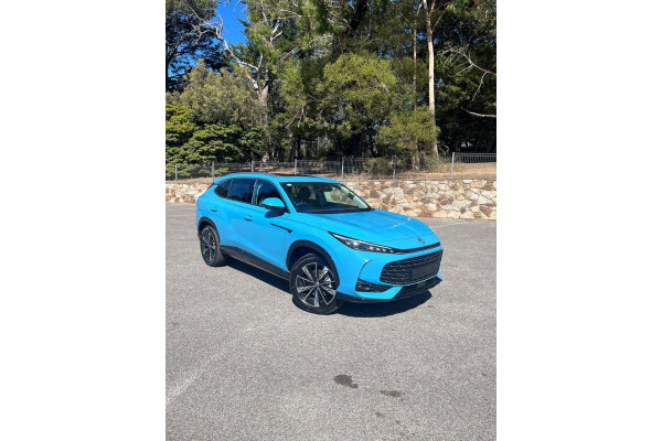 2025 MG HS AS33 Essence SUV
