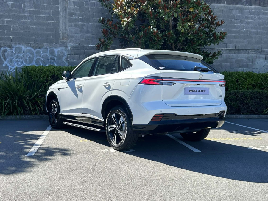 2026 MG HS Super Hybrid Excite SUV Image 4