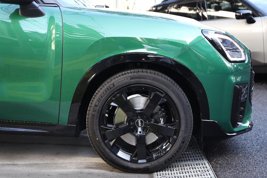 2026 MINI Countryman U25 S Favoured SUV