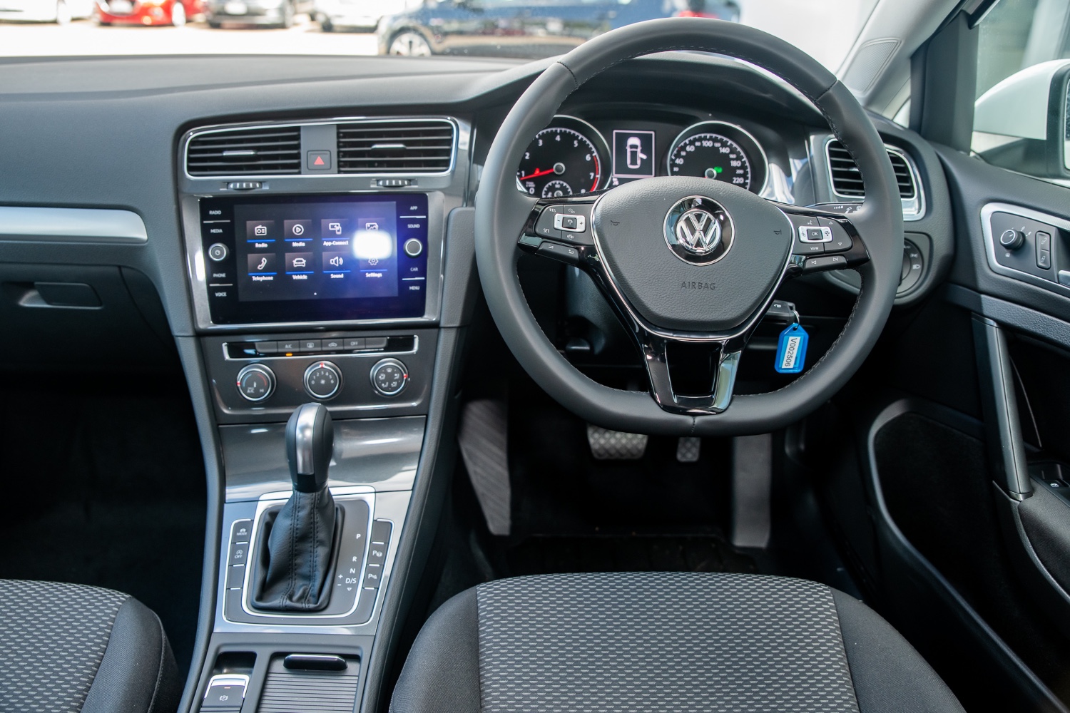 2020 Volkswagen Golf 7.5 110TSI Trendline Wagon Image 7