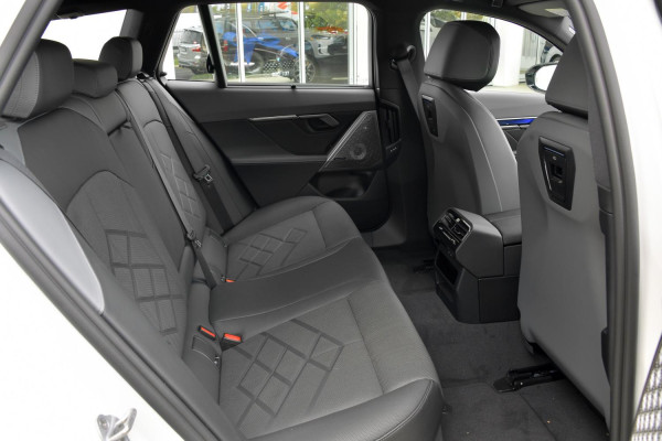 2025 BMW i5 G61 M60 xDrive Wagon image 5