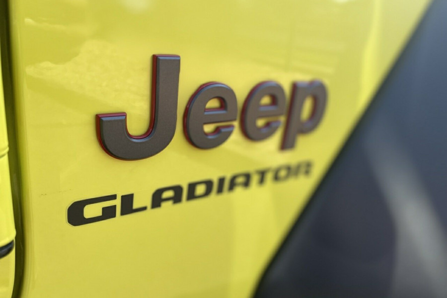 2024 MY23 Jeep Gladiator JT Rubicon Pickup Image 15