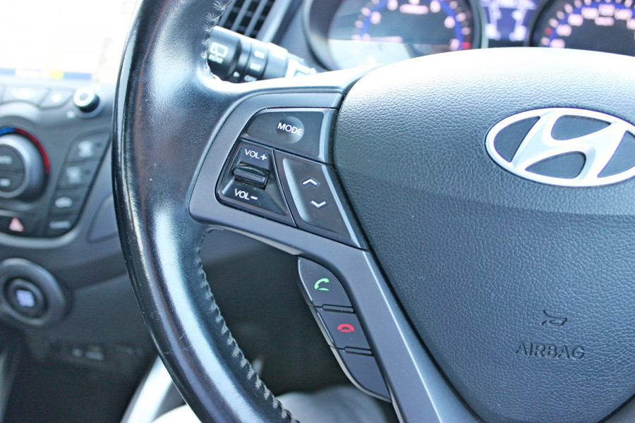 2014 Hyundai Veloster FS3 SR Turbo Coupe Image 19