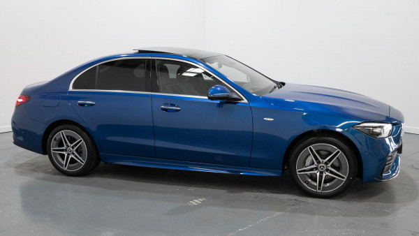 2025 Mercedes-Benz C-Class W206 C350 e Sedan image 3
