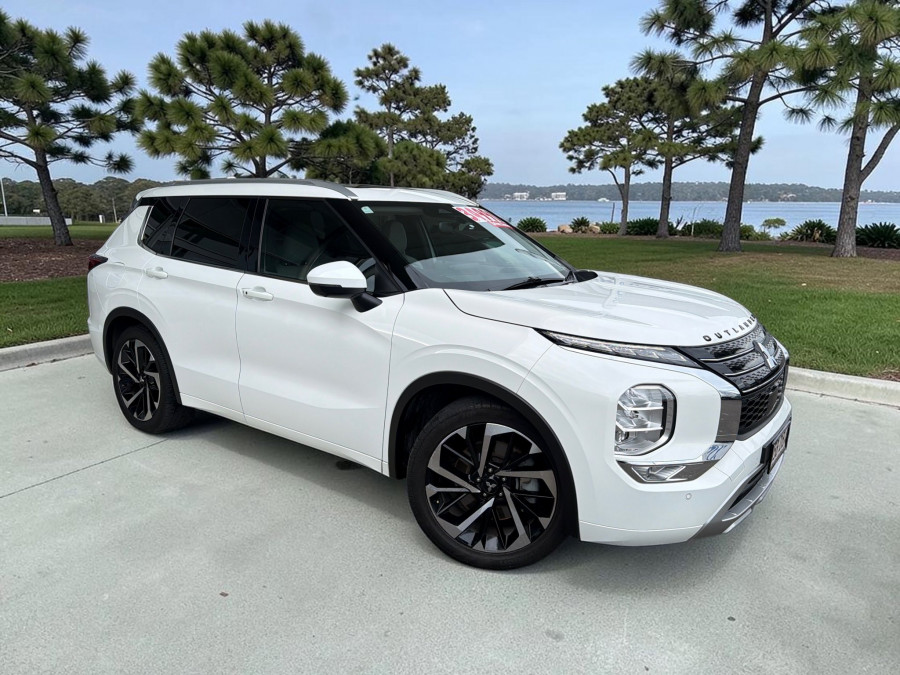2021 MY22 Mitsubishi Outlander ZM Exceed SUV Image 1