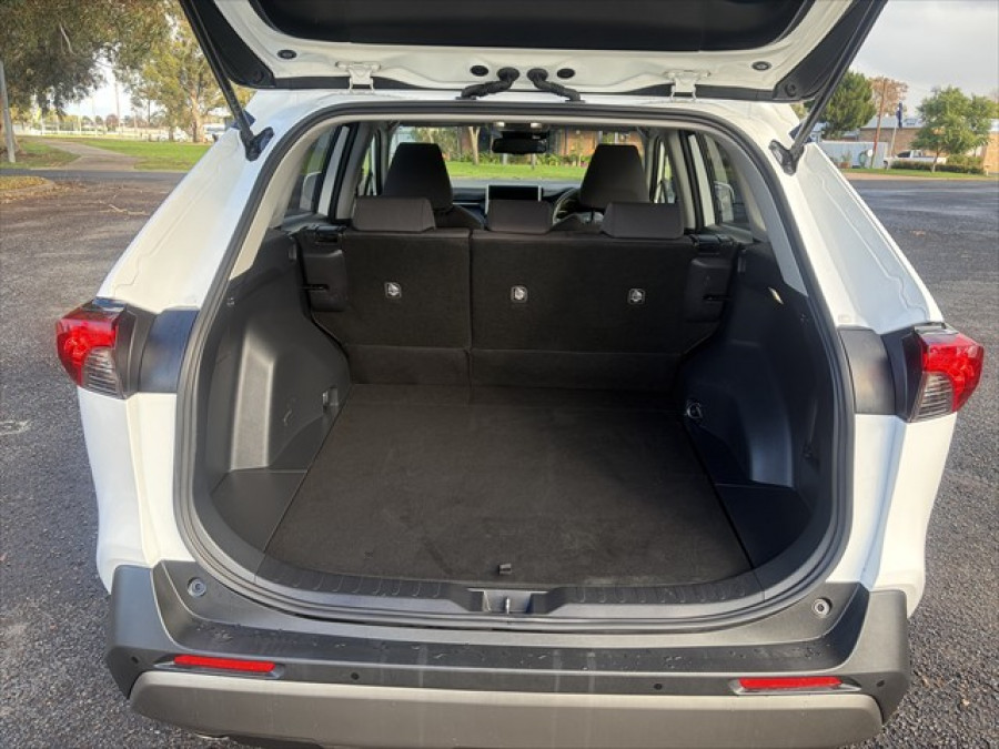 2024 Toyota RAV4 AXAH54R GXL SUV Image 9