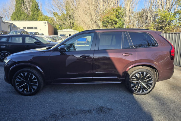 2026 Volvo XC90 L Series Ultra B5 Dark SUV Image 5