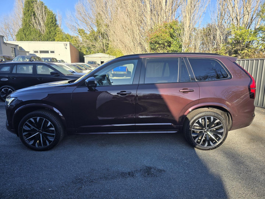 2026 Volvo XC90 L Series Ultra B5 Dark SUV Image 5