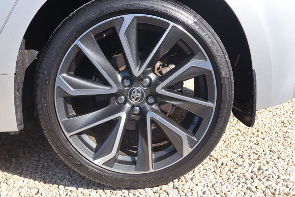 2020 Toyota Corolla ZWE211R ZR Hybrid Hatch Image 9