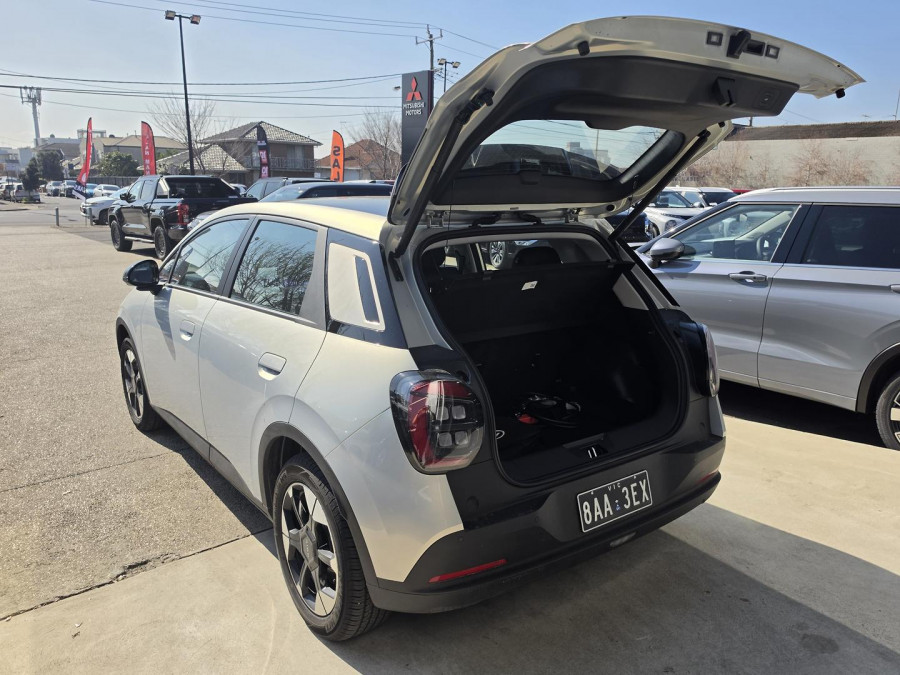 2026 AION AION UT No Series Luxury Hatch Image 4