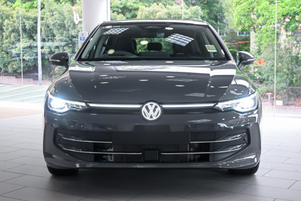 2025 Volkswagen Golf 8.5 110TSI Style Hatch Image 4