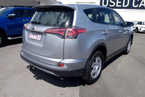 2018 Toyota RAV4 ZSA42R GX SUV Image 8
