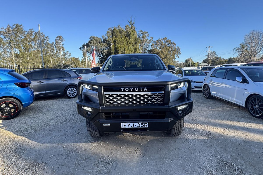 2025 Toyota HiLux GUN126R SR5 Ute Image 19
