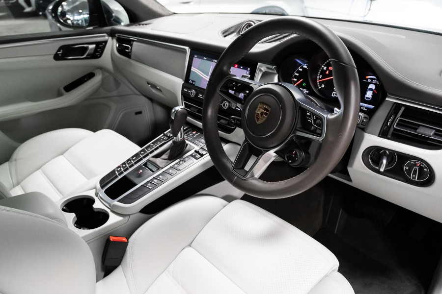 2021 Porsche Macan 95B SUV