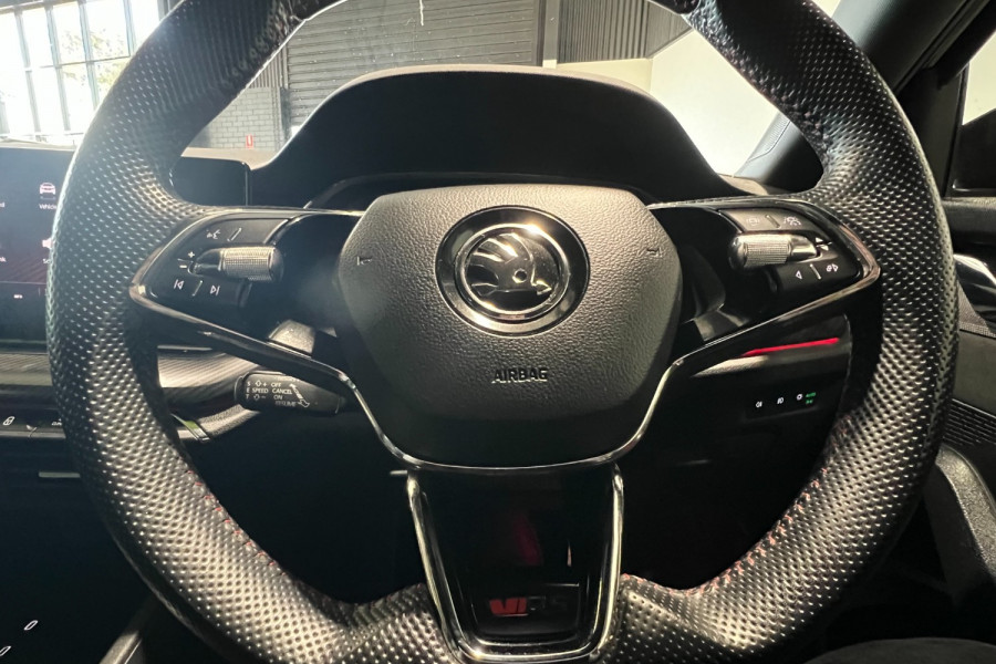2022 Skoda Octavia NX RS Sedan Image 18
