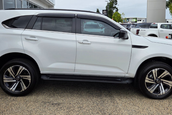2025 Isuzu MU-X LS-T SUV