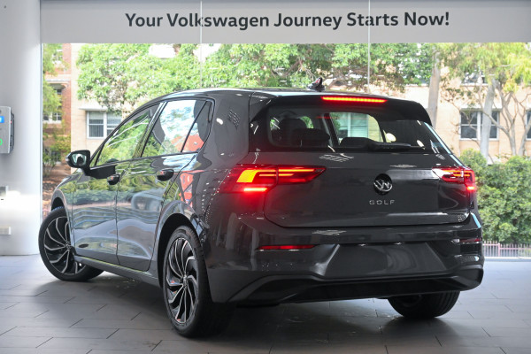 2024 Volkswagen Golf 8 110TSI Life Hatch