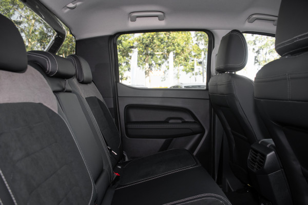 2025 Volkswagen Amarok NF TDI600 Style Ute image 10