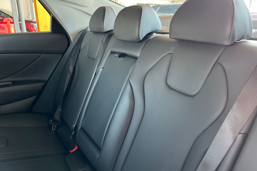 2024 Hyundai i30 CN7.V2 Premium Sedan Image 19