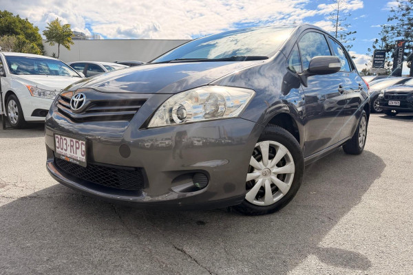2011 Toyota Corolla ZRE152R Ascent Hatch Image 1