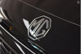 2025 MG HS AS33 Essence SUV