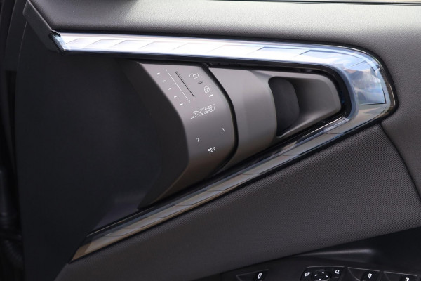 2025 BMW X3 G45 20 xDrive SUV image 17