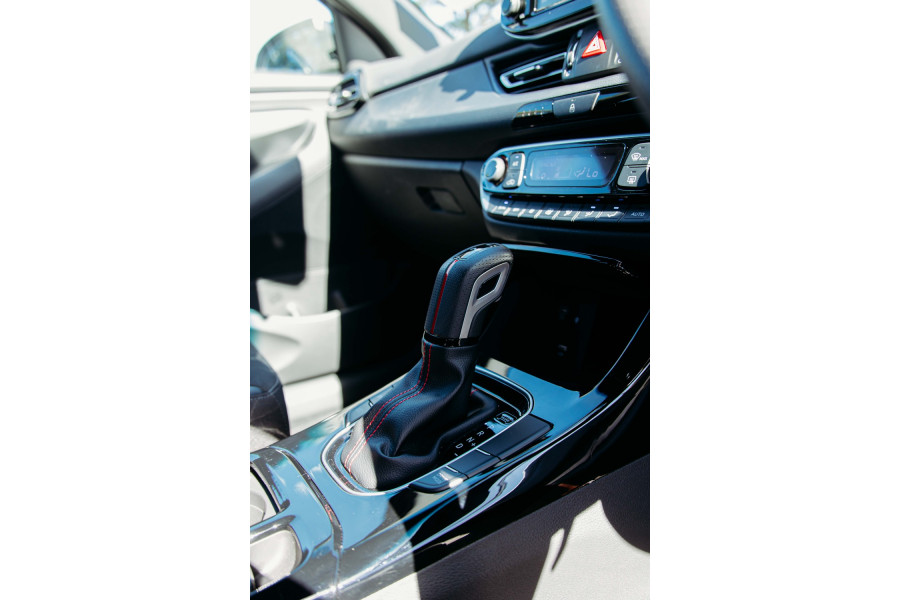 2024 MY25 Hyundai i30 PDe.V6  N Line Hatch Image 30