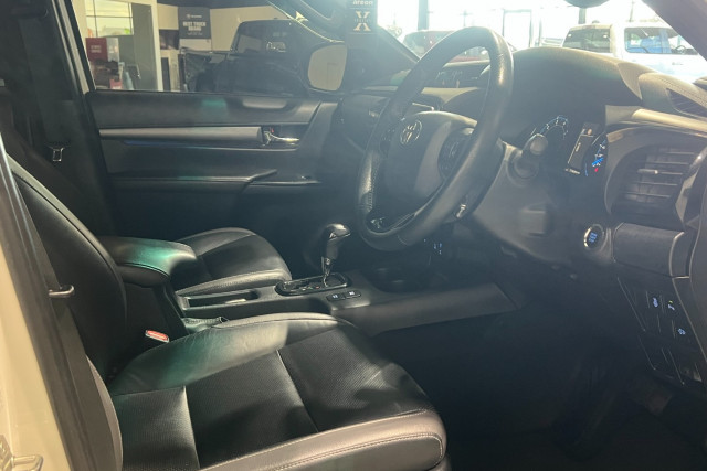 2020 Toyota HiLux GUN126R Rogue Dual Cab Ute Image 12