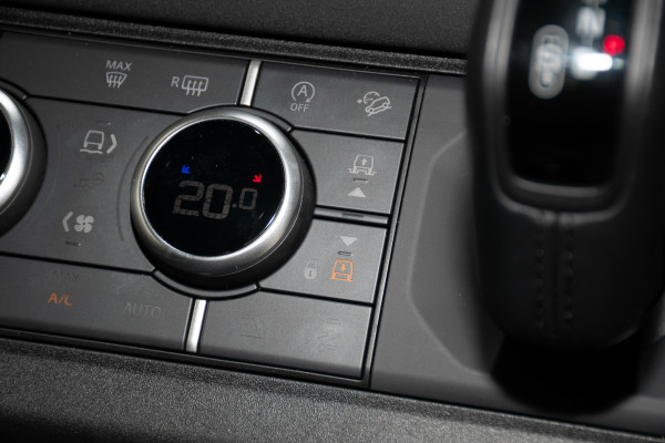 2023 Land Rover Defender L663 90 D250 S SUV image 17