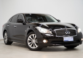 Infiniti Q70 3.5 Hybrid Gt Premium Infiniti Q70 3.5 Hybrid Gt Premium Auto