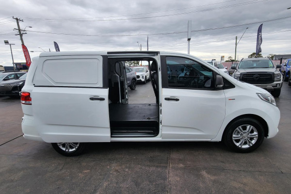 2020 LDV G10 SV7C  Van Image 11