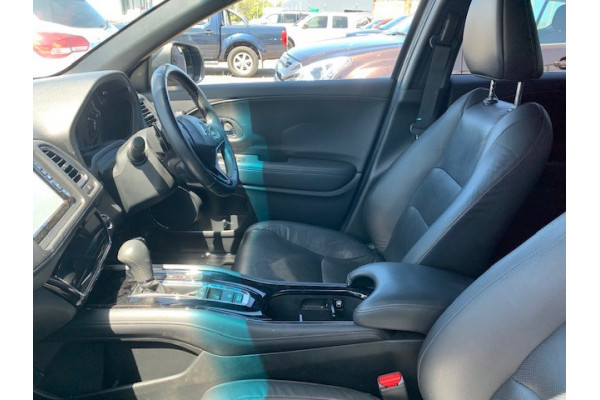2019 MY20 Honda HR-V RS Hatchback Image 4