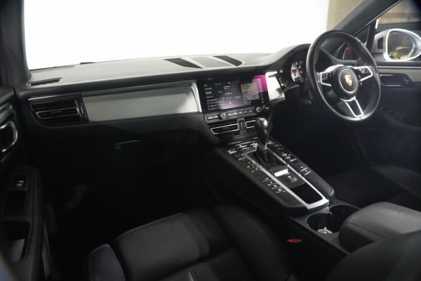 2019 Porsche Macan S SUV Image 12