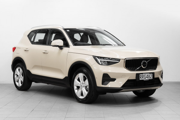 2026 Volvo XC40 XZ Plus B4 SUV