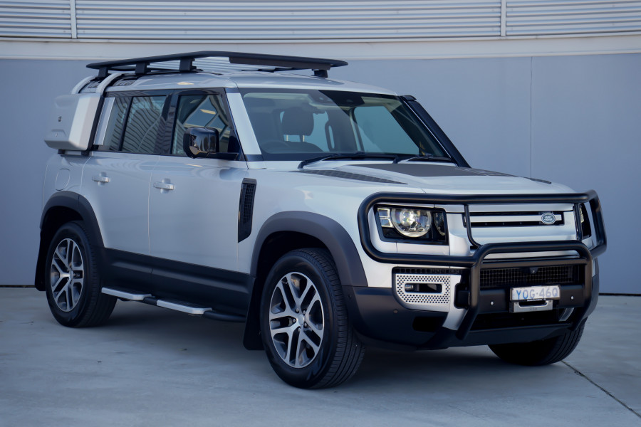 2020 Land Rover Defender L663 SE Wagon Image 58