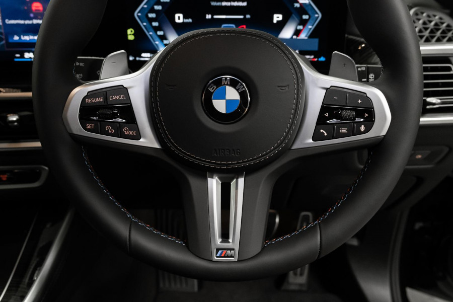 2025 BMW X5 G05 LCI M60i SUV