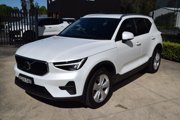 2022 MY23 Volvo XC40 XZ Plus B4 SUV Image 4