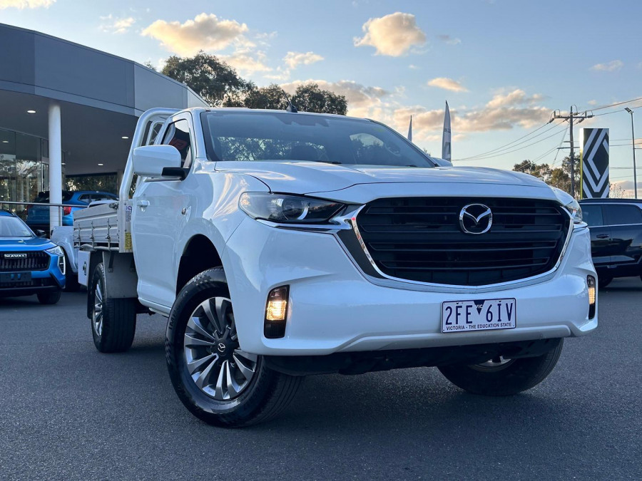 2022 Mazda BT-50 TF XS Cab Chassis Image 1
