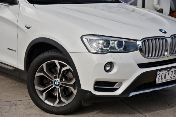 2017 BMW X3 G01 xDrive30i SUV Image 2