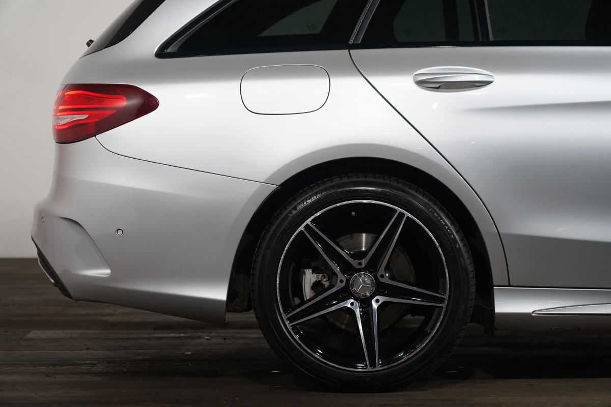 2016 Mercedes-Benz C200 SUV Image 6