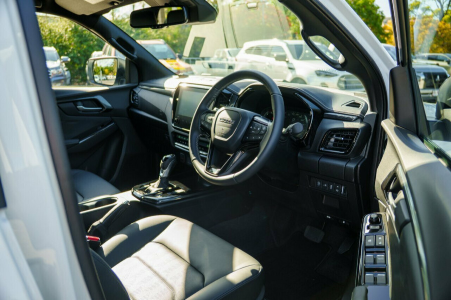 2026 MY25.5 Isuzu D-MAX RG BLADE Ute Image 18