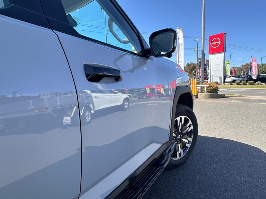 2025 LDV Terron 9 EKK1C Evolve Ute Image 12