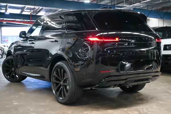 2025 Land Rover Range Rover Sport L461 D350 Dynamic HSE SUV image 2