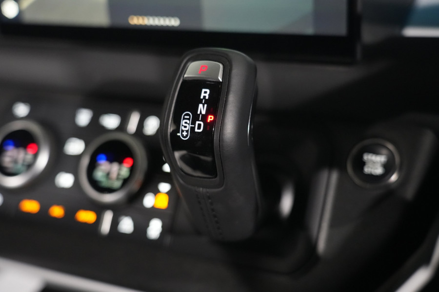 2025 Land Rover Defender L663 130 D350 X-Dynamic SE SUV