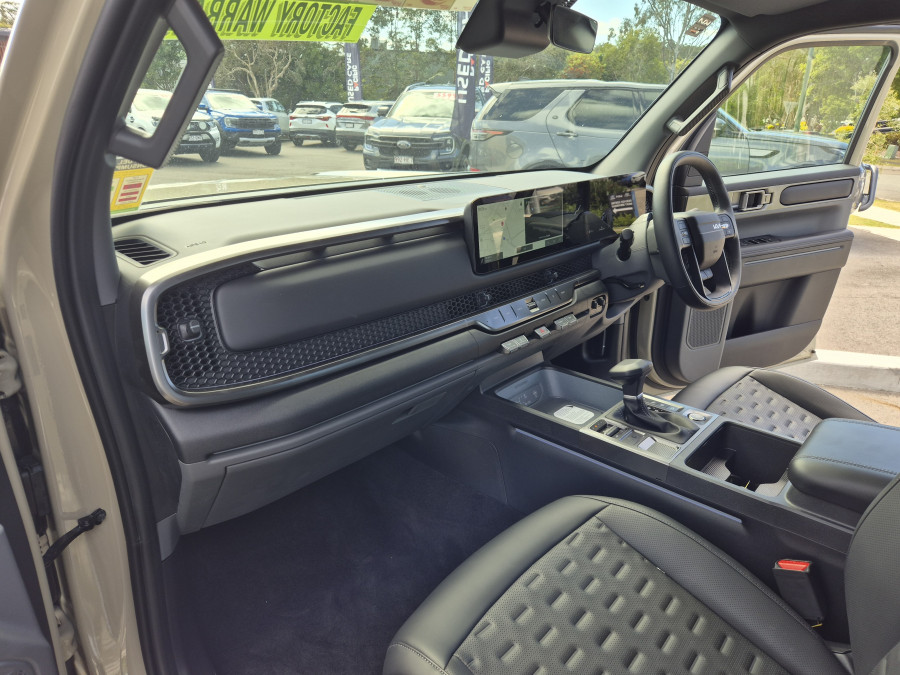 2026 Kia Tasman TK SX+ Ute Image 22